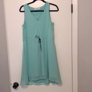 Vero Moda Women’s Sleeveless Dress with Adjustable Waist